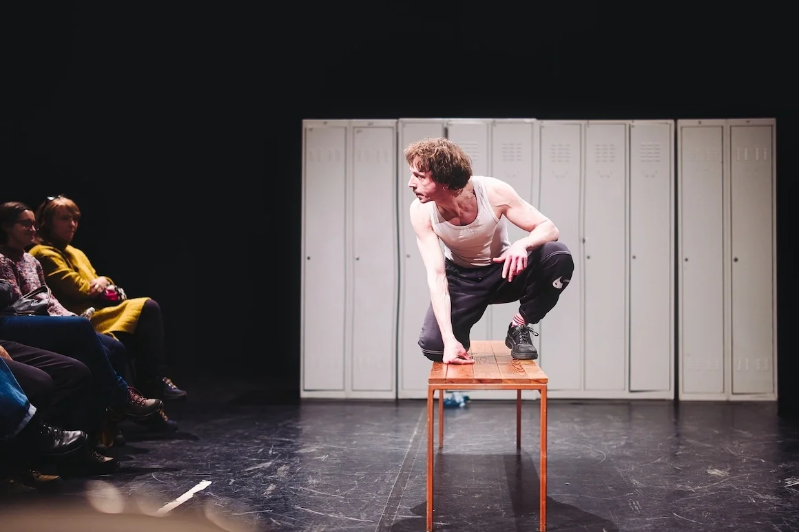 Teatrul explorează impactul sportului asupra comunităților