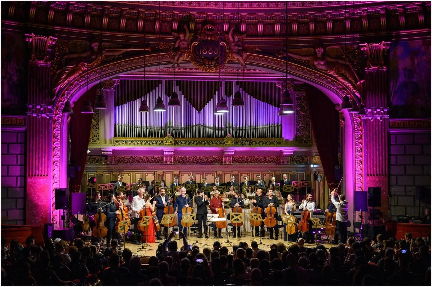 CellEast Festival: violoncele și cor de cameră într-un program rar