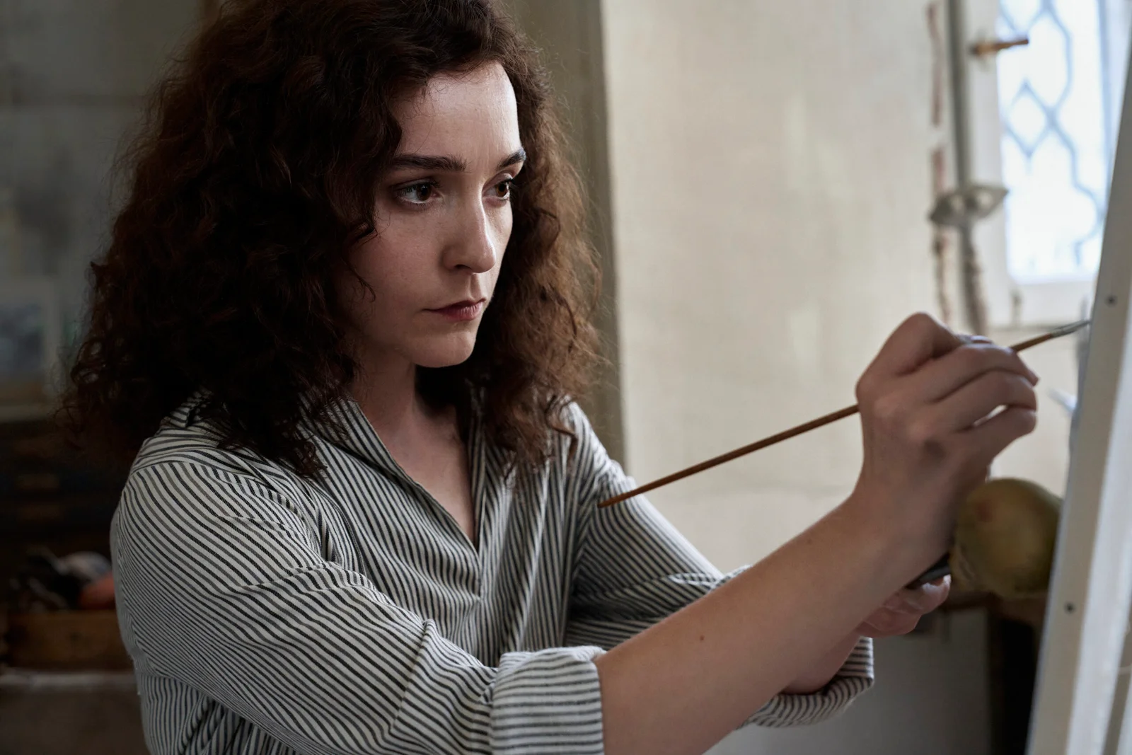 „Leonora în lumina dimineții", biopic despre Carrington, în cinematografele române