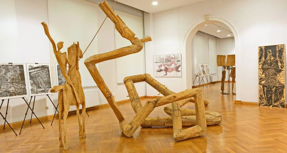 Mircia Dumitrescu, expoziție de gravură, desen și sculptură la Chișinău