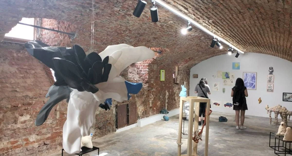SUMMER EDIT 2026, expoziție colectivă la ABRUPT 5 din Timișoara