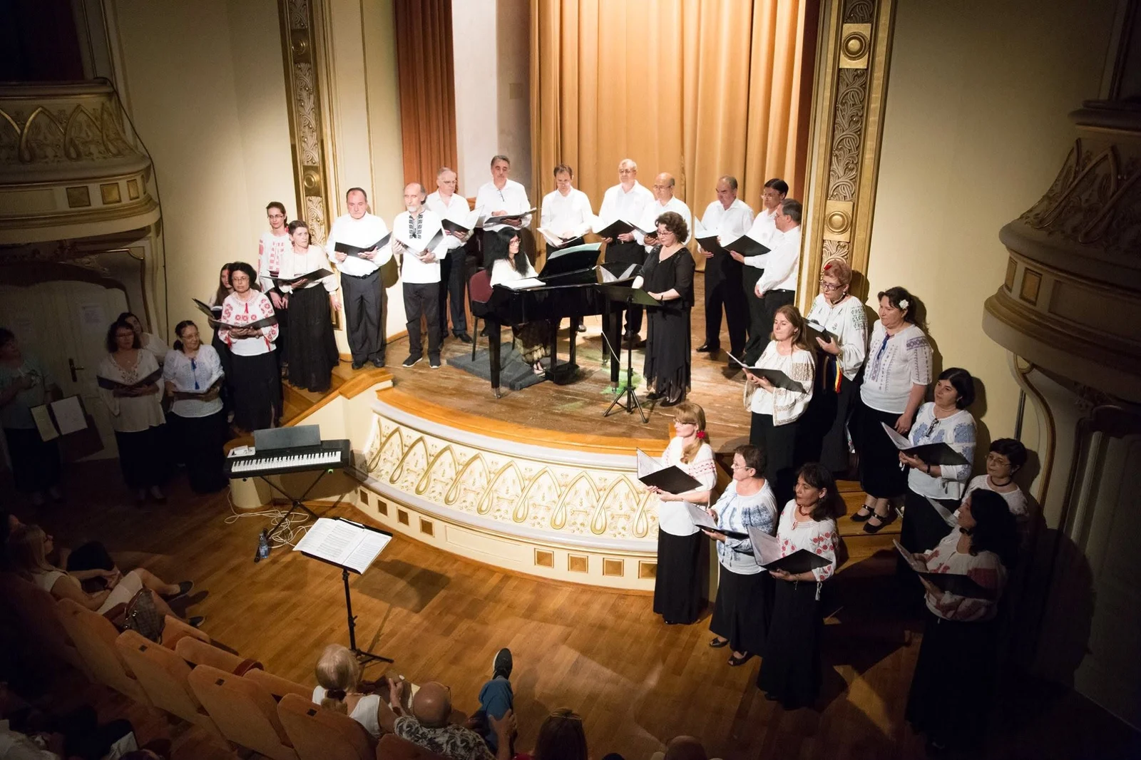 Corul Pro Arte al Universității din București, 50 de ani de activitate