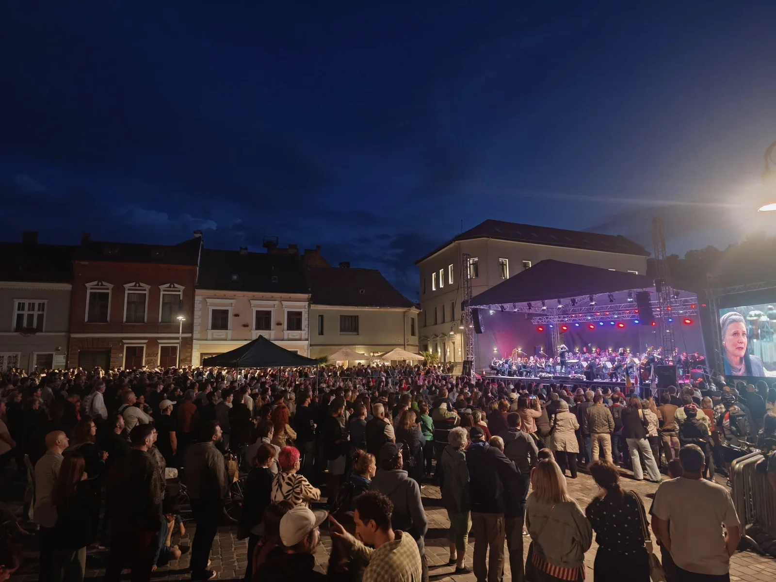 Filarmonica Brașov: trei concerte estivale cu tango, jazz și muzică românească