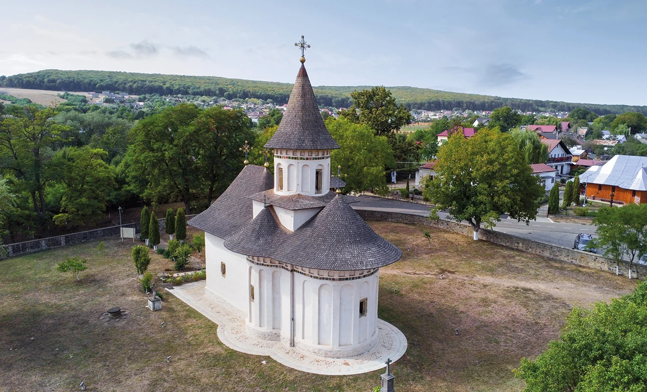 Biserica din Pătrăuți, restaurată și premiată la Anuala de Arhitectură 2024