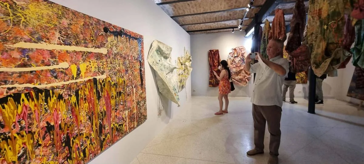ANAMorphē: expoziția Anei Maria Parasca explorează forma în devenire