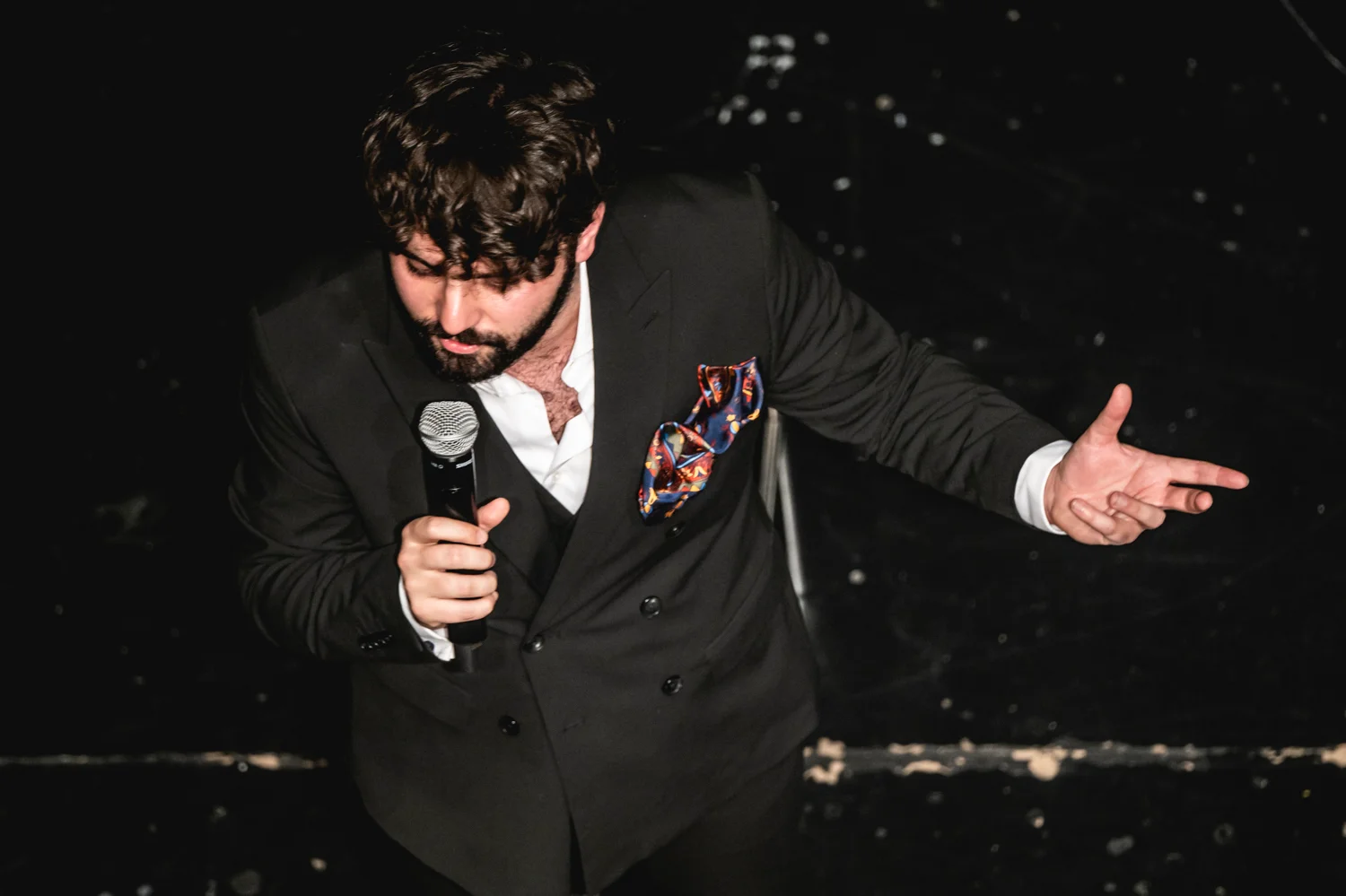 Miguel Gane vine la București cu spectacolul „Ce am lăsat între noi"
