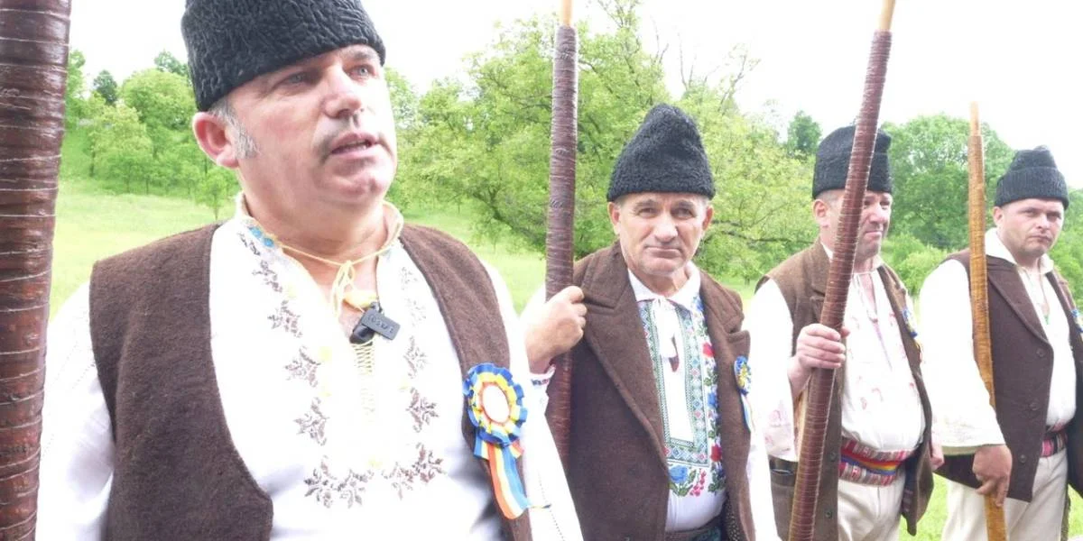 Ansamblul Buciumașii din Spulber, recital la Grădina Botanică din București