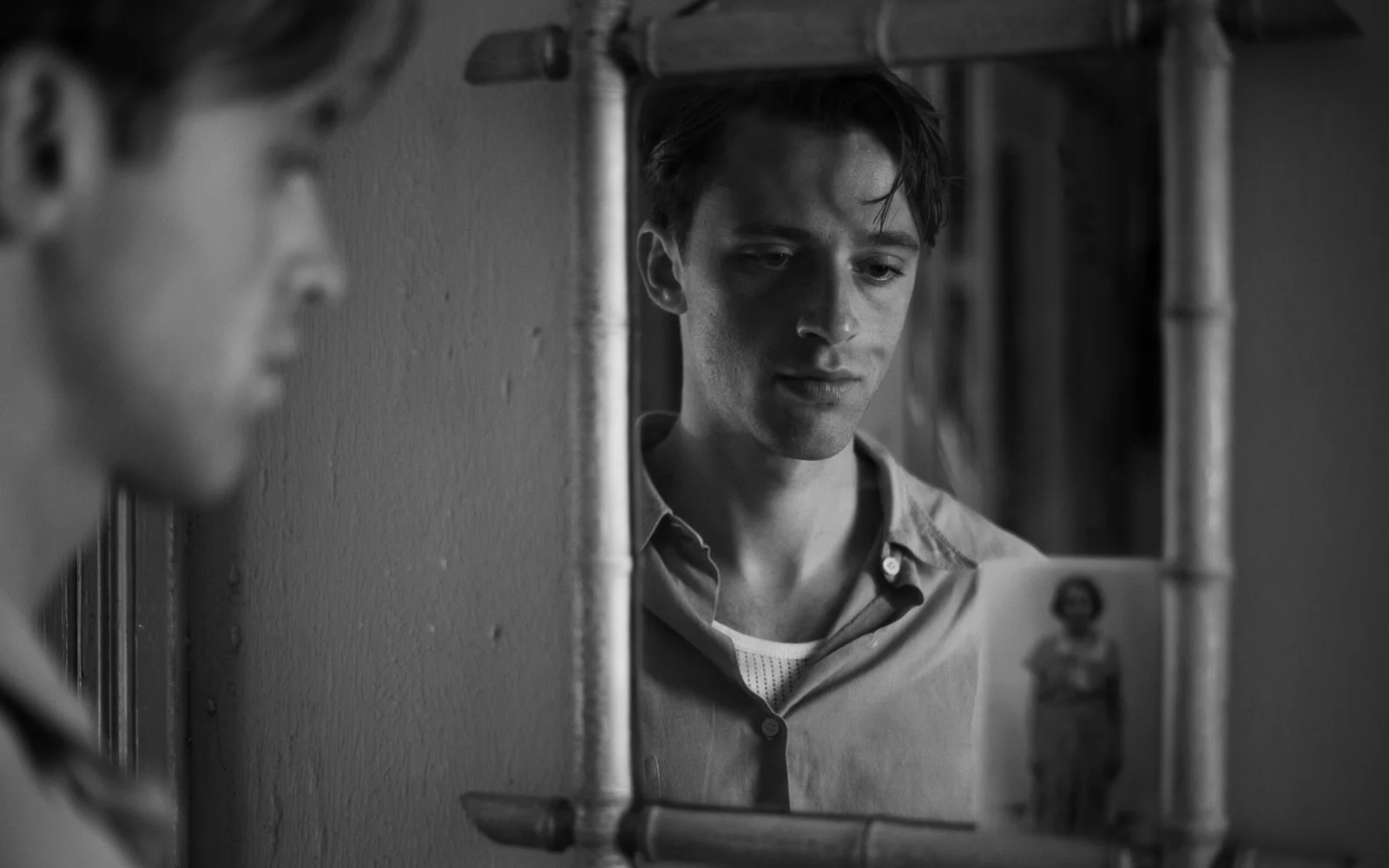 „Străinul" lui Camus, ecranizat de François Ozon, din 9 octombrie în România