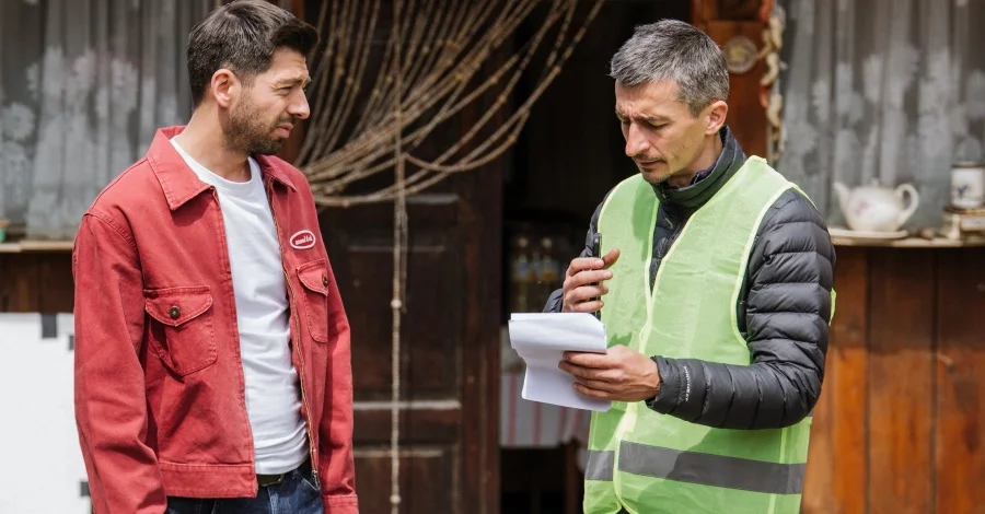 Mircea Bravo și controversa blackface din filmul „Băiat de milioane"